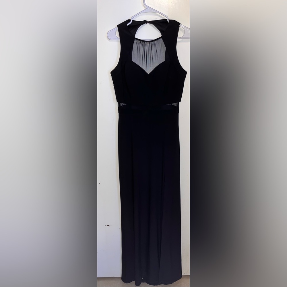 Elegant maxi dress.